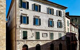 Palazzo Palloni: Piano Nobile